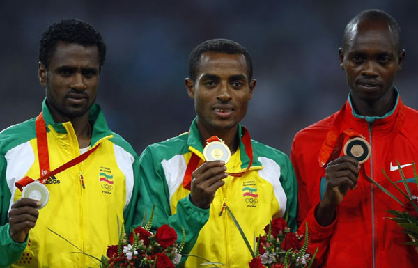 In a bid to have the best possible chance of a medal sweep in the 10,000 metres at the London Games, 14 Kenyan runners head to the United States to take part in their first Olympic trial outside of the east African nation. London the aim for Oregon-bound Kenyans