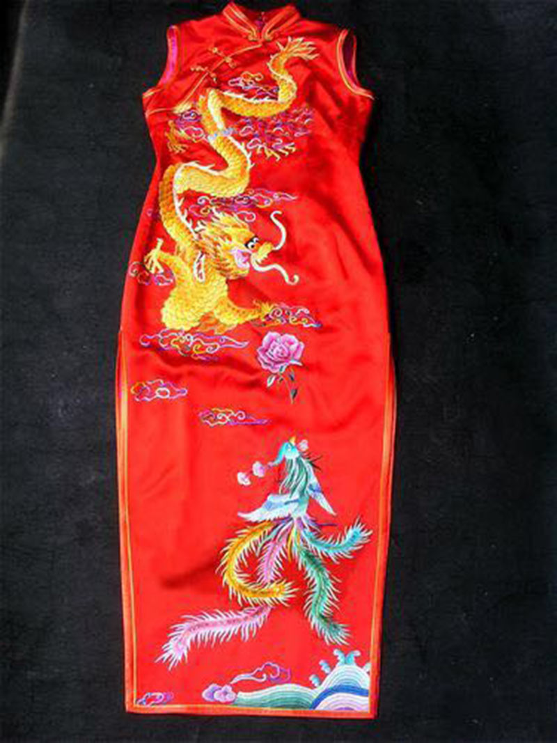 'Cheongsam Queen' earns millions as dressmaker