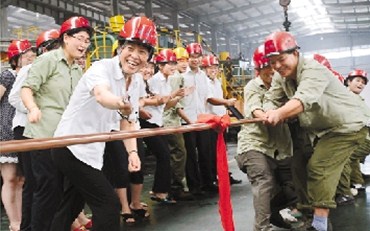 馮亞麗:播撒愛(ài)的陽(yáng)光