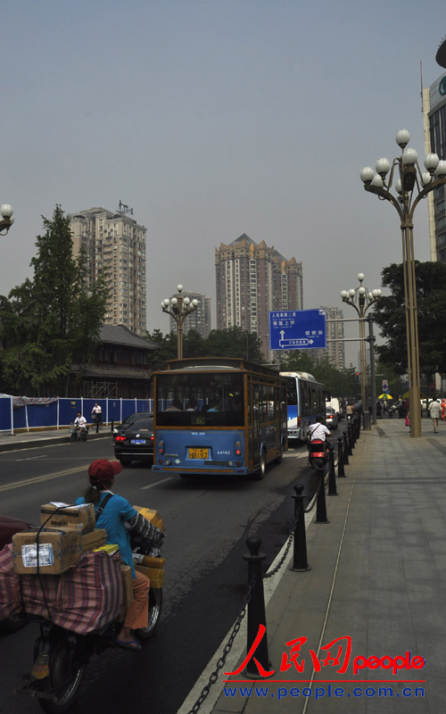 成都迎“財(cái)富”進(jìn)“家門”