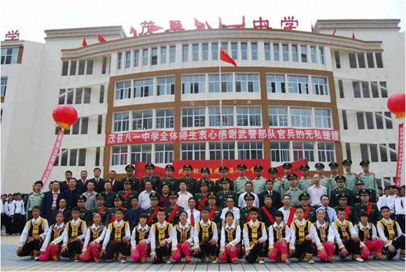 武警數(shù)萬官兵三年援建汶川血脈相連樹豐碑