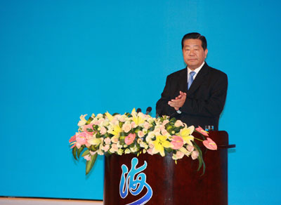 賈慶林:舉辦海峽論壇是兩岸關(guān)系呈現(xiàn)和平發(fā)展的新氣象