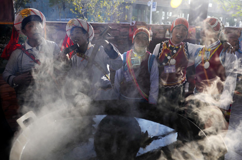 傈僳族“闊時(shí)節(jié)”：醉了怒江