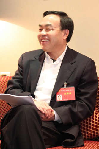 湖北襄樊市委書(shū)記唐良智接受中國(guó)日?qǐng)?bào)記者專(zhuān)訪