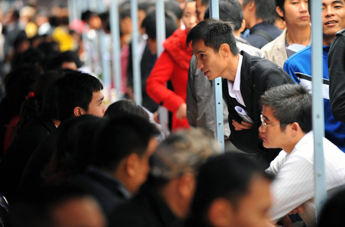 海南舉辦大型招聘會(huì) 營(yíng)銷(xiāo)類(lèi)崗位需求量大