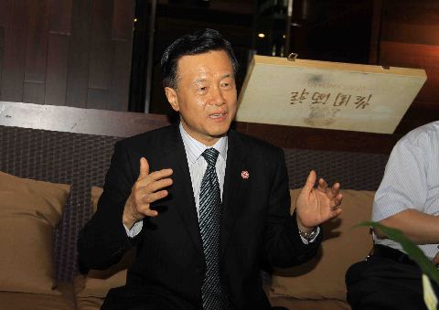 許榮茂:樓市調(diào)控政策并非打擊房地產(chǎn)商