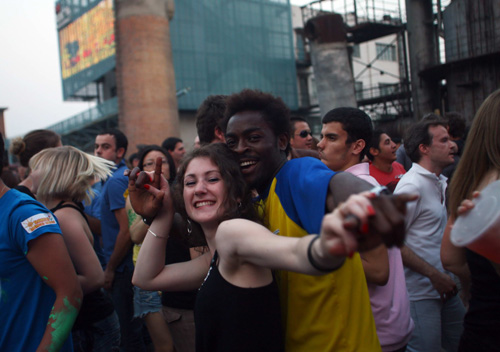 INTRO 2010北京電子音樂(lè)節(jié)在798舉行