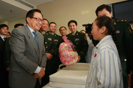 中國最大“扶貧救心”介入診療基地在武警總醫(yī)院落成