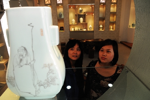 山東淄博:中國(guó)魯青瓷館開館