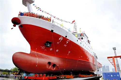 我國最先進海洋科考船“科學(xué)”號在漢下水