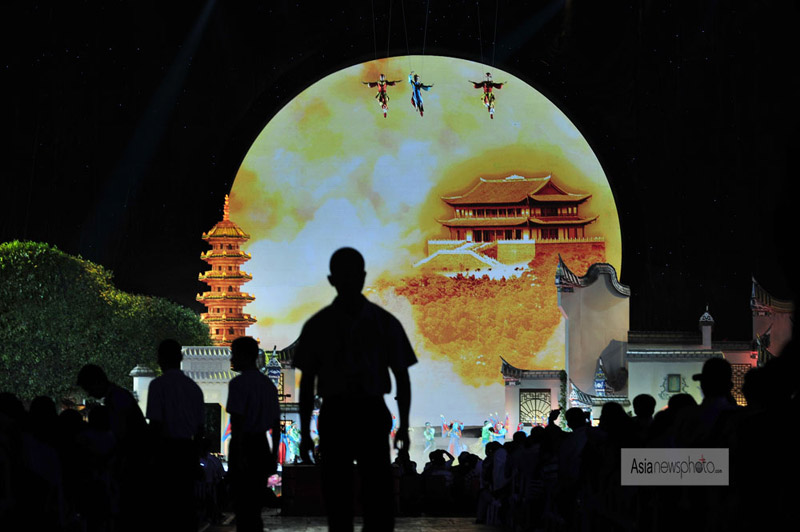 《中國(guó)日?qǐng)?bào)》國(guó)慶特刊精選：9月30日—10月7日