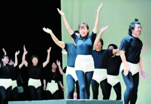 節(jié)省上廁所力氣 日本“干物女”穿尿片上班