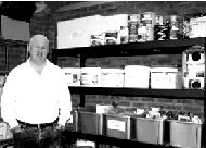 美一對(duì)夫婦儲(chǔ)2.5萬發(fā)子彈應(yīng)對(duì)