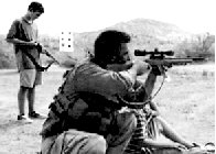 美一對(duì)夫婦儲(chǔ)2.5萬發(fā)子彈應(yīng)對(duì)