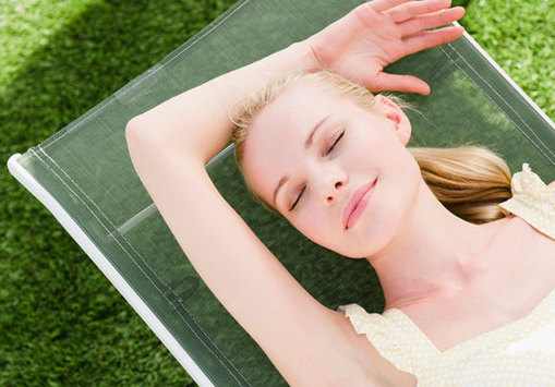 這22種睡眠方式會(huì)加速女人衰老