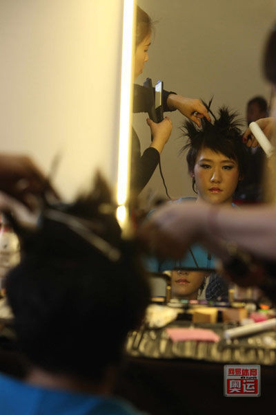 雷人風景線 大媽郭晶晶領(lǐng)銜神奇造型