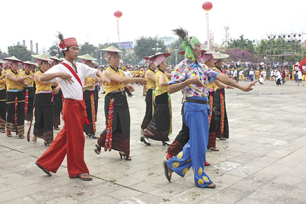 云南德宏:“孔雀之鄉(xiāng)”為何有美麗無浪漫
