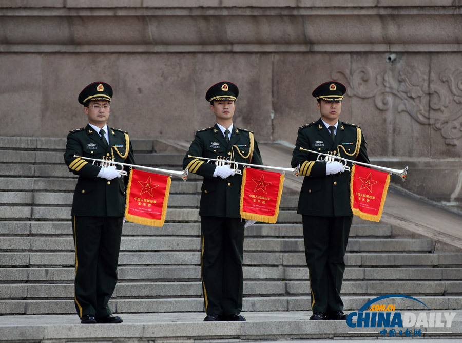 人民大會堂迎賓風(fēng)景線