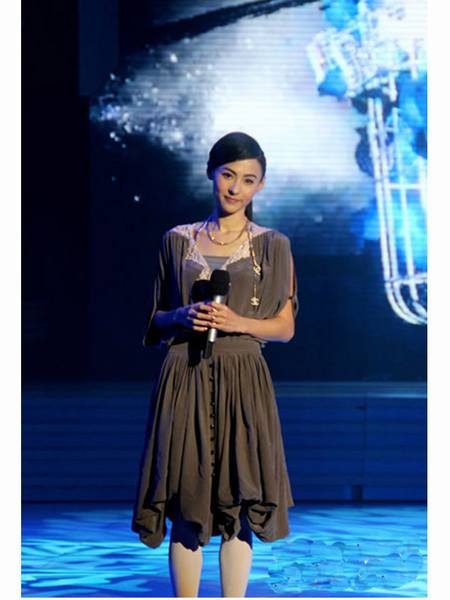 當(dāng)紅混血女星美貌氣質(zhì)大PK