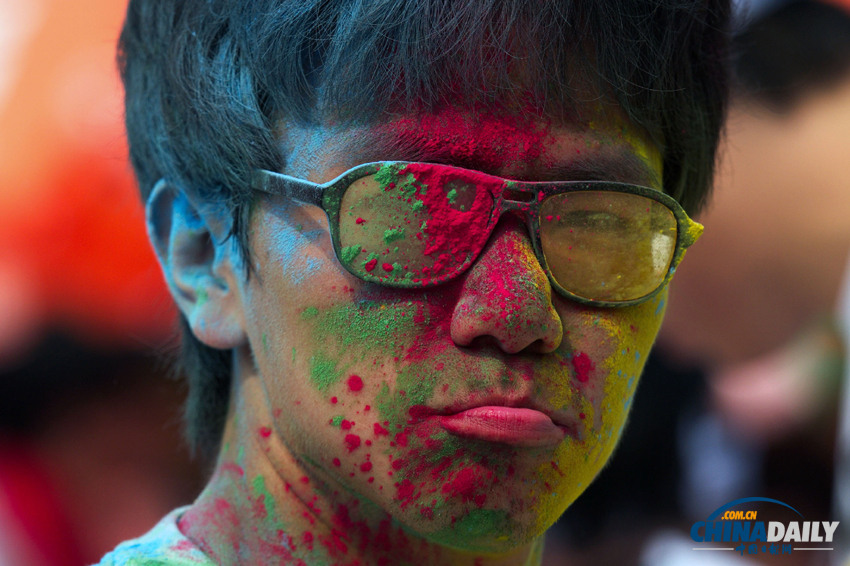 “彩色跑”亮相北京園博園