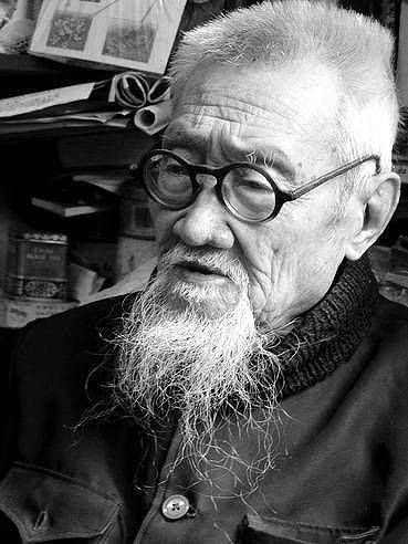 國學(xué)老教授向往孔子時代 學(xué)生拜師需帶咸肉(圖)