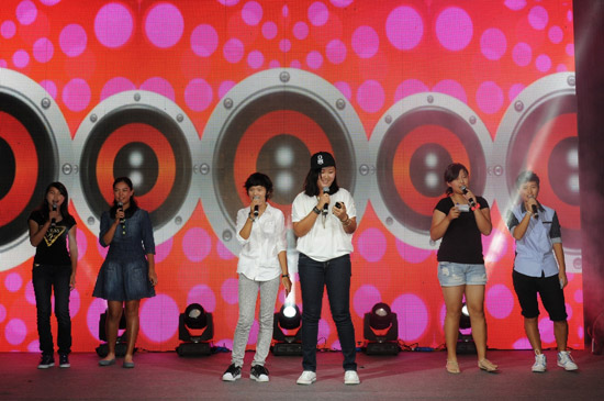 球員唱響珠海總決賽晚宴 周佳怡當(dāng)選年度希望之星