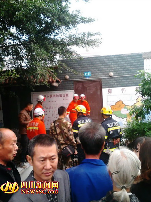 四川瀘州一學(xué)校圍墻倒塌已致3死6傷