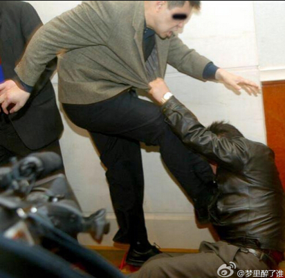 央視兩記者中美航空領(lǐng)域簽約儀式上互毆