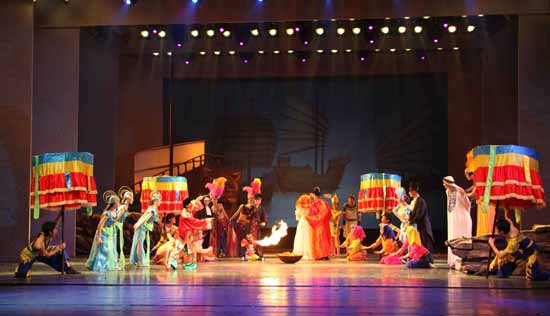 廈門閩南神韻藝術(shù)團(tuán)赴臺(tái)旅游文化交流演出