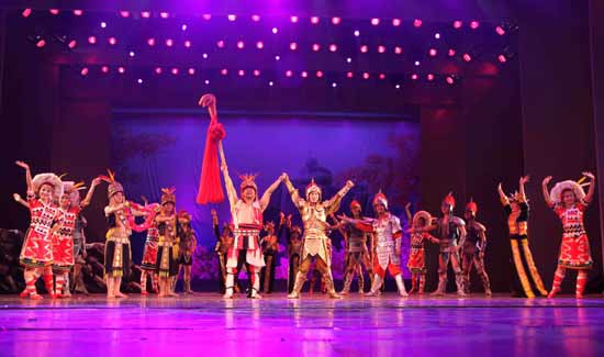 廈門閩南神韻藝術(shù)團(tuán)赴臺(tái)旅游文化交流演出