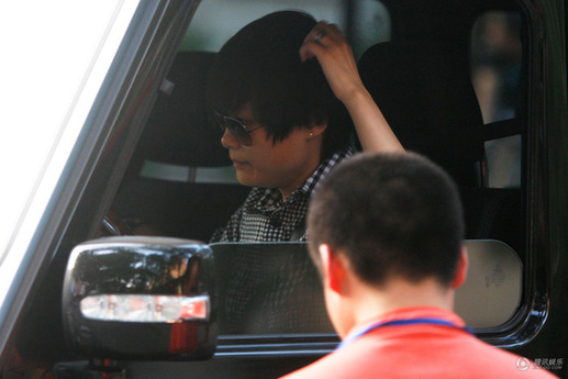 超MAN越野車！李宇春豪華座駕首曝光