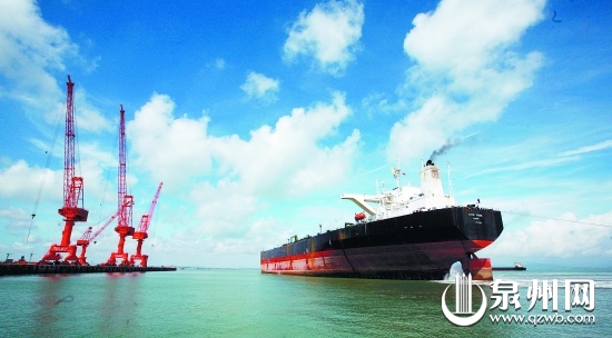 泉州船廠首次承接維修30萬噸超級油輪(組圖)