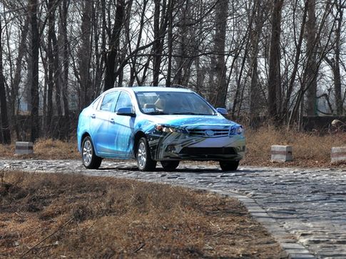 東南汽車(chē)V5綜合性能測(cè)試顯現(xiàn)強(qiáng)勁實(shí)力