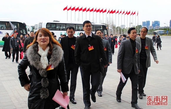 福州市政協(xié)十二屆二次會(huì)議開(kāi)幕