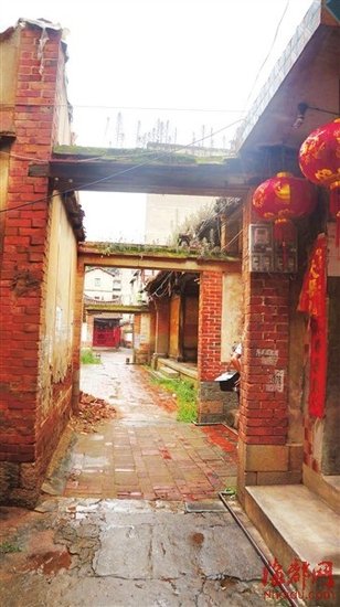 300年古厝深夜被強拆 部門稱可能拆錯