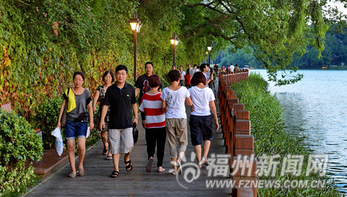 今年市區(qū)綠道增40多公里 將設千個便民自行車點