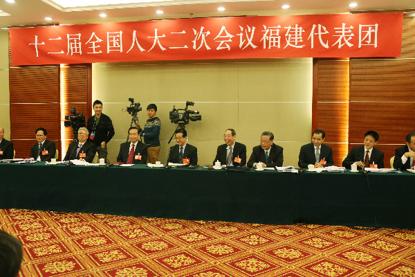 尤權:在改革發(fā)展中保持福建特色