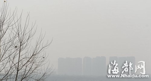 陰雨天福州為何還輕度污染？其實(shí)是霧不是霾