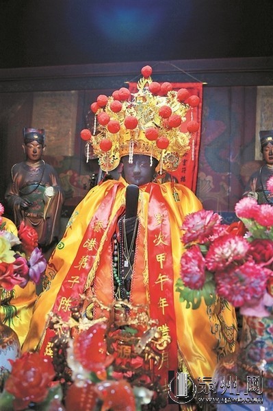 泉州多地出現(xiàn)“肉身佛” 姐妹肉身菩薩兩百年不腐