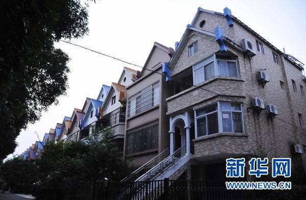 “表哥”未退場，“房叔”已上演