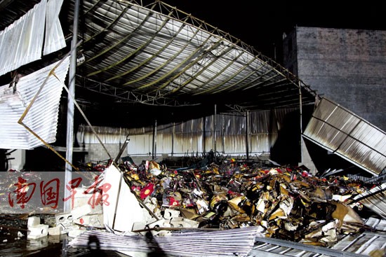 貴港：一包裝盒儲存?zhèn)}庫發(fā)生火災(zāi) 所幸沒有人傷亡