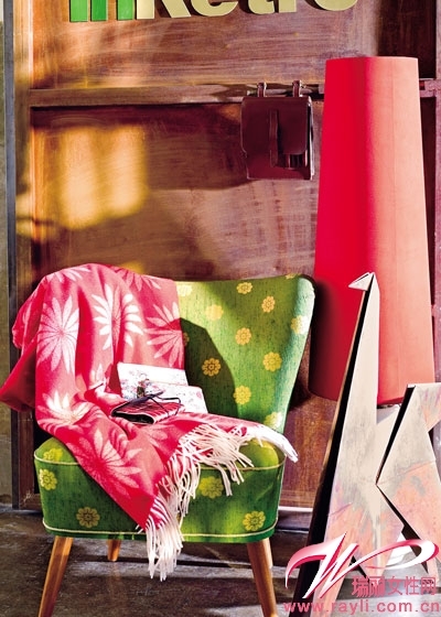 濃烈撞色 涼爽空間MIX新風(fēng)潮