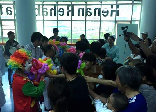 【慶六一 獻(xiàn)愛心】鄭州市兒童醫(yī)院的小朋友們“猴開森”