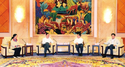 推動(dòng)吉林加快振興 王儒林巴音朝魯黃燕明會(huì)見(jiàn)王忠禹