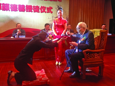 93歲國(guó)醫(yī)大師破例再收徒 常州弟子拜入孟河門下