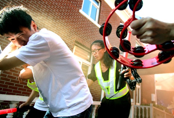 為盲童學(xué)生開辟消防逃生通道