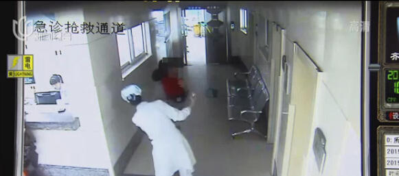 19月大女童被鎖私家車內(nèi) 數(shù)小時(shí)后窒息身亡