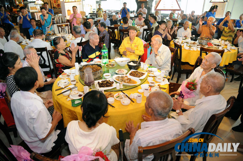 廣西南寧：抗日老兵68年后重相逢過中秋