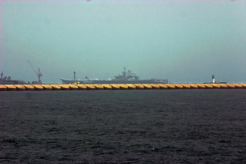 遼寧艦?zāi)陜?nèi)將擇機(jī)遠(yuǎn)航 3千間艙室曾讓艦員迷路