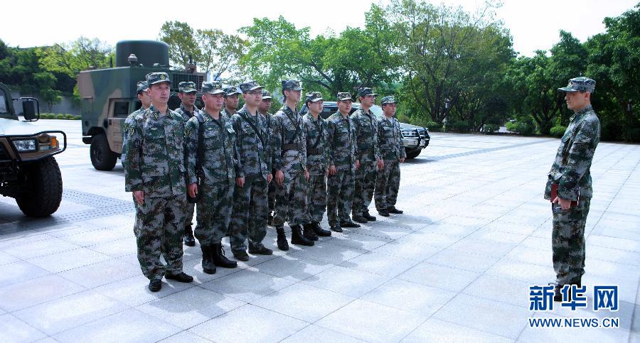 成都軍區(qū)第13集團軍緊急馳援抗震救災